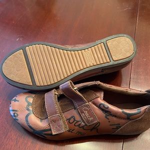 Vintage Coach brown leather bowlers